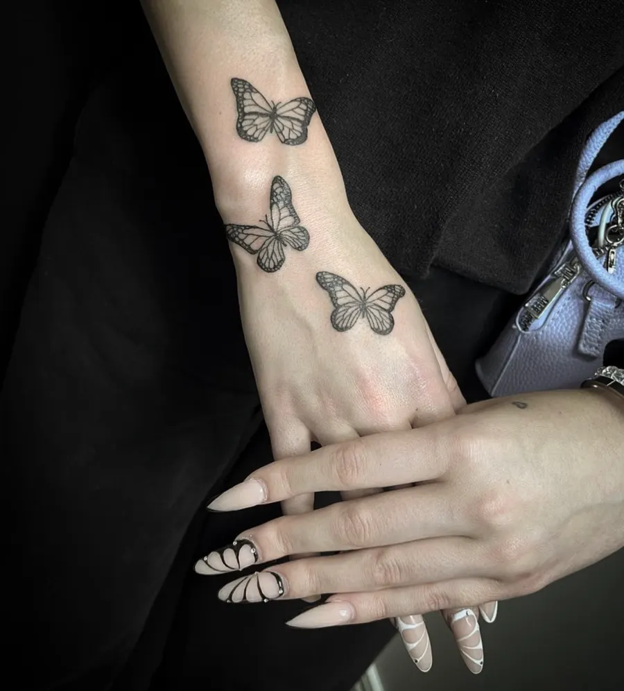 Blackwork tatuiruotė 14, Krustowich Ink, Vilnius
