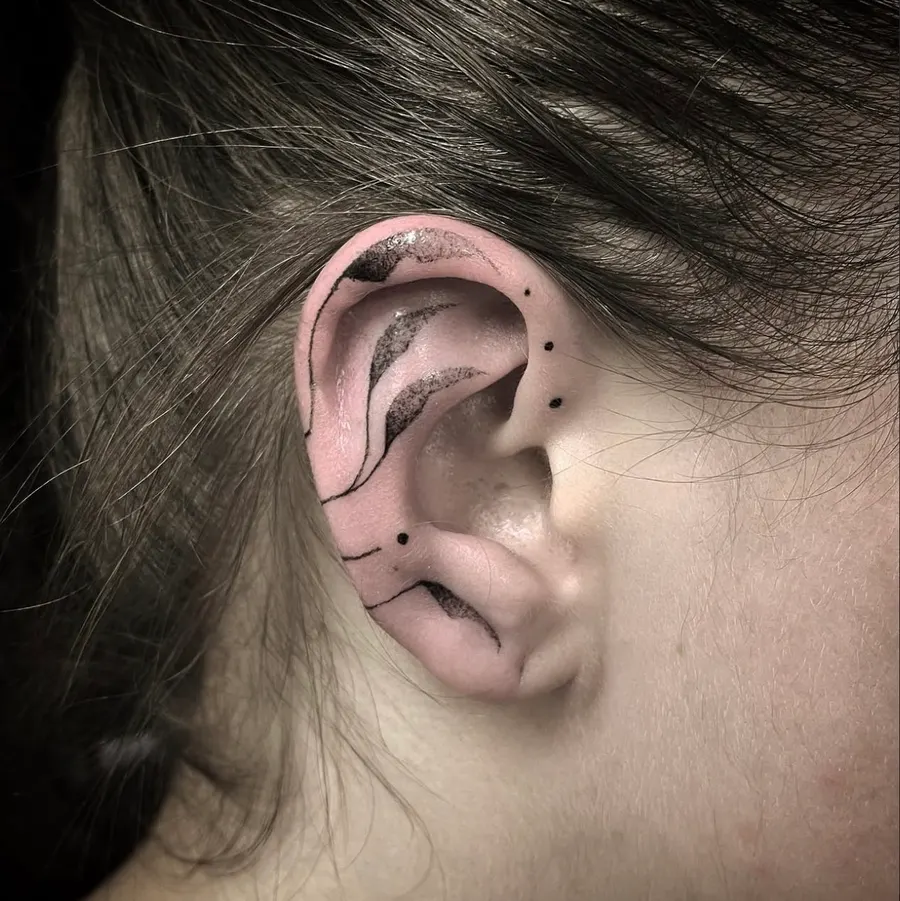 Blackwork tatuiruotė 23, Krustowich Ink, Vilnius