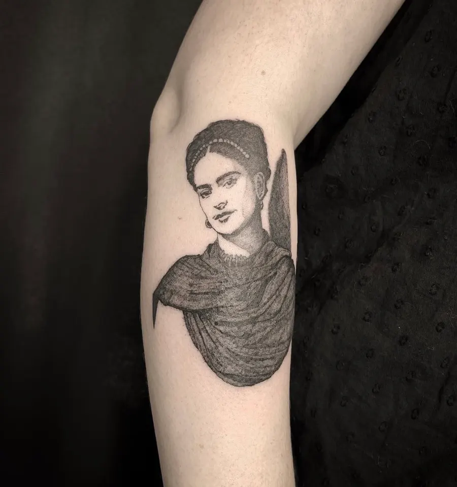 Blackwork tatuiruotė 30, Krustowich Ink, Vilnius