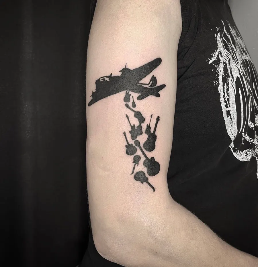 Blackwork tatuiruotė 31, Krustowich Ink, Vilnius