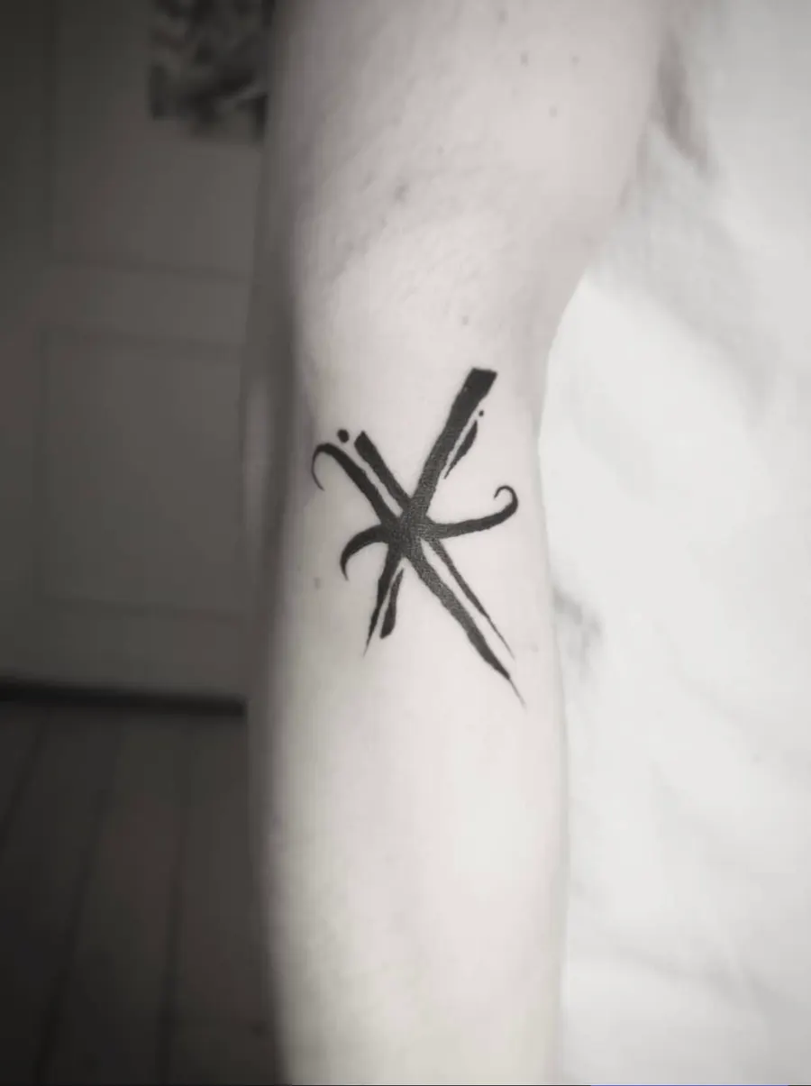 Blackwork tatuiruotė 92, Krustowich Ink, Vilnius